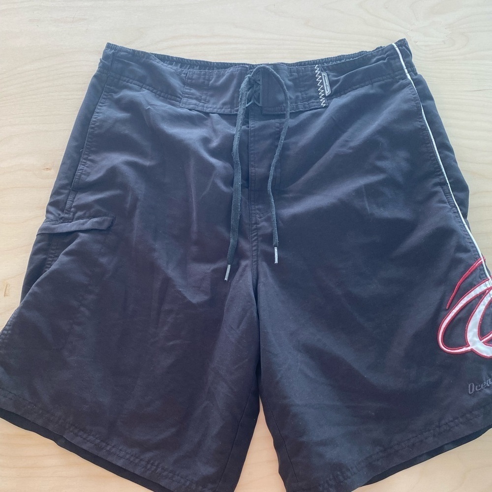 Ocean Core Swim Trunks size small (FM)